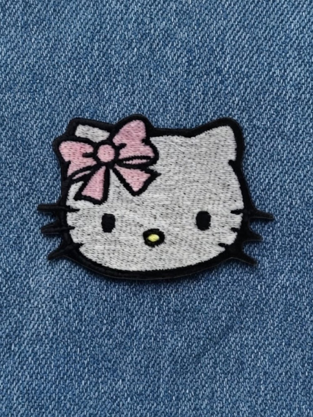 ✨4/$15✨Hello Kitty Face Embroidered Patch